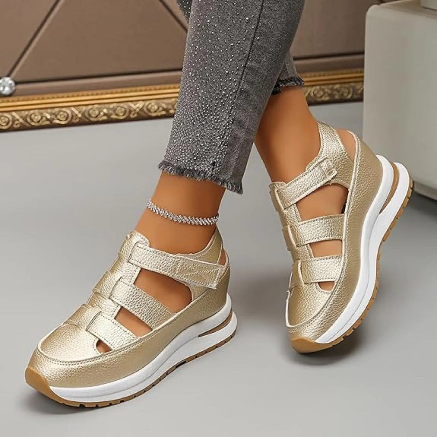 2025 New Women's Hollow Out Breathable Platform Wedge Sandals Casual Stylish Roman Sandal Leather Closed Toe Comfortable Casual Stylish Sandals