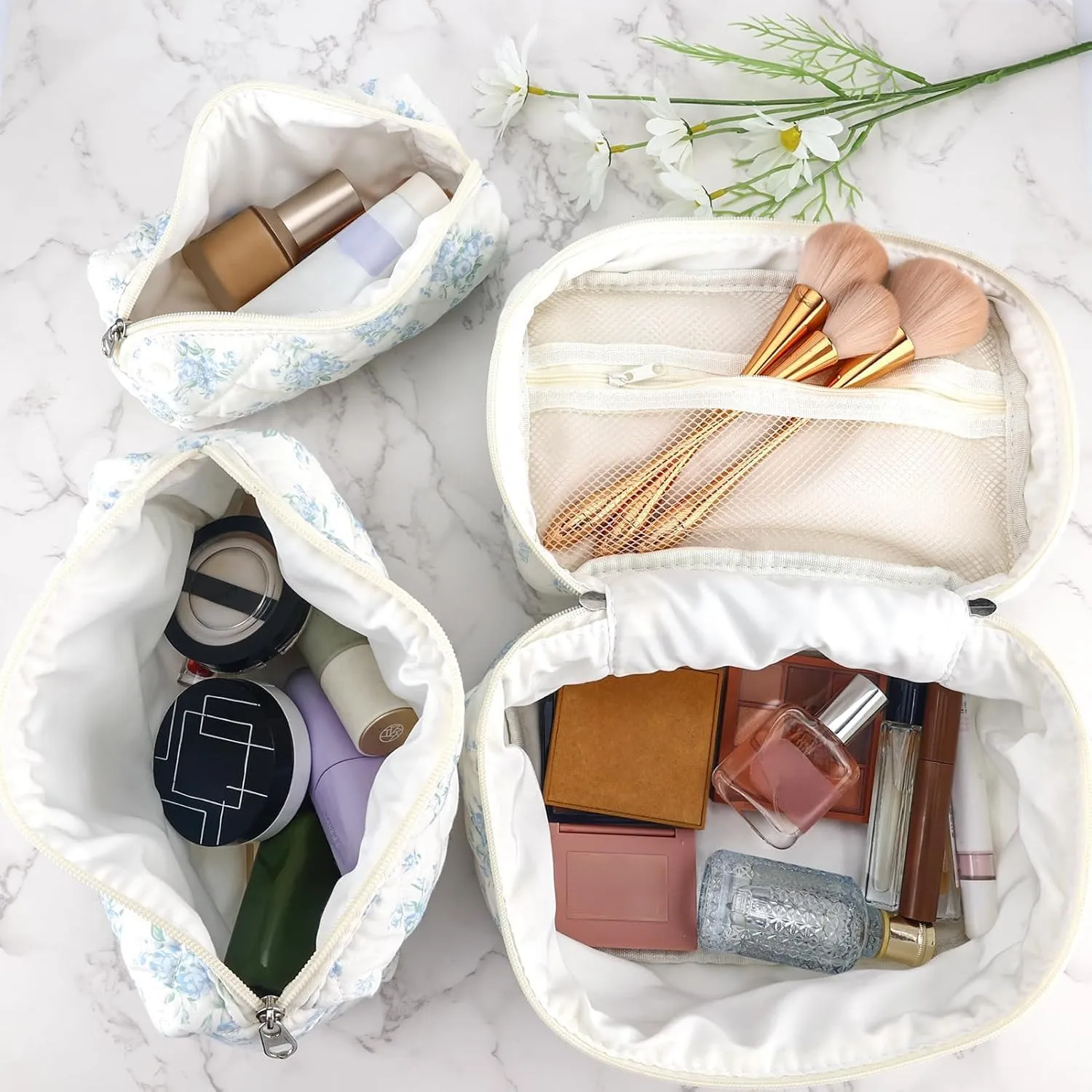 3Pcs Cotton Quilted Makeup Bag for Women Girls Large Small Travel Floral Cosmetic Bags Set Cute Coquette Zipper Makeup Pouch for Purse Aesthetic Cloth Flower Storage Toiletry Bag Organizer