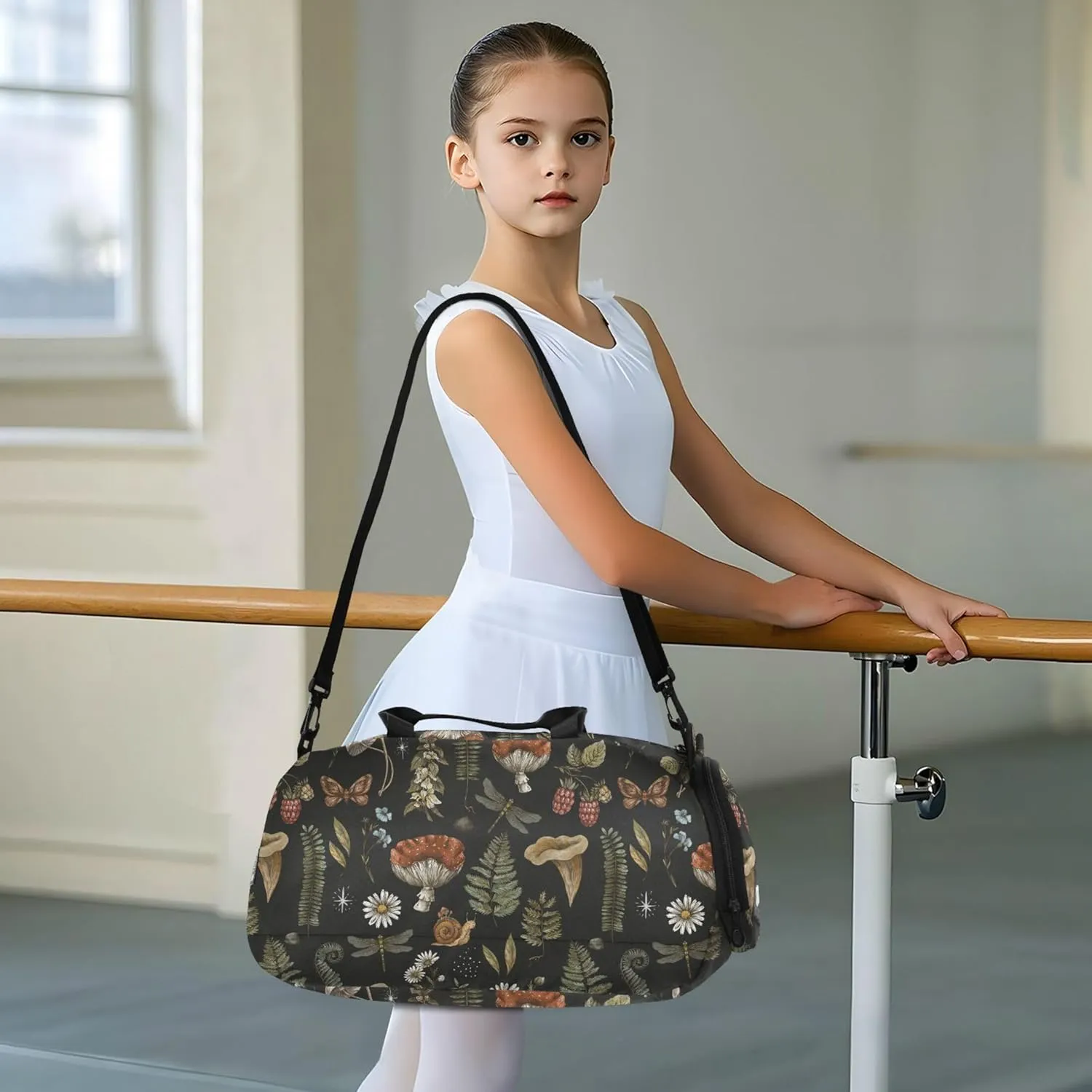 Amanita Mushroom Fern Gym Duffel Bag with Shoes Compartment Lightweight Kids Overnight Duffel Bag for School Practice, Sports, Travel