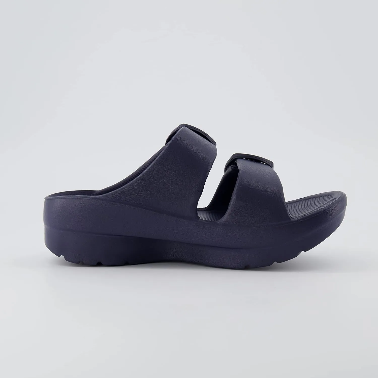 CUSHIONAIRE Women's Mesa recovery slide sandal with  Comfort