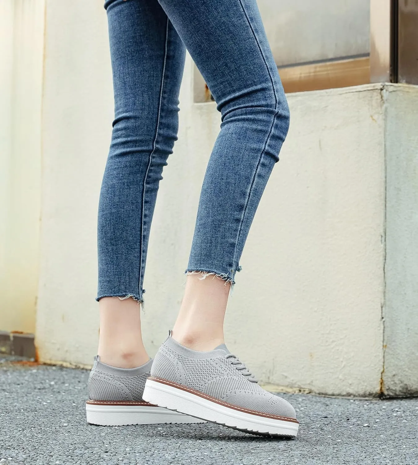 DADAWEN Women's Platform Lace-Up Wingtips Square Toe Oxford Shoes Mesh Breathable Knit Comfort Casual Dressy School Work Dress Shoes