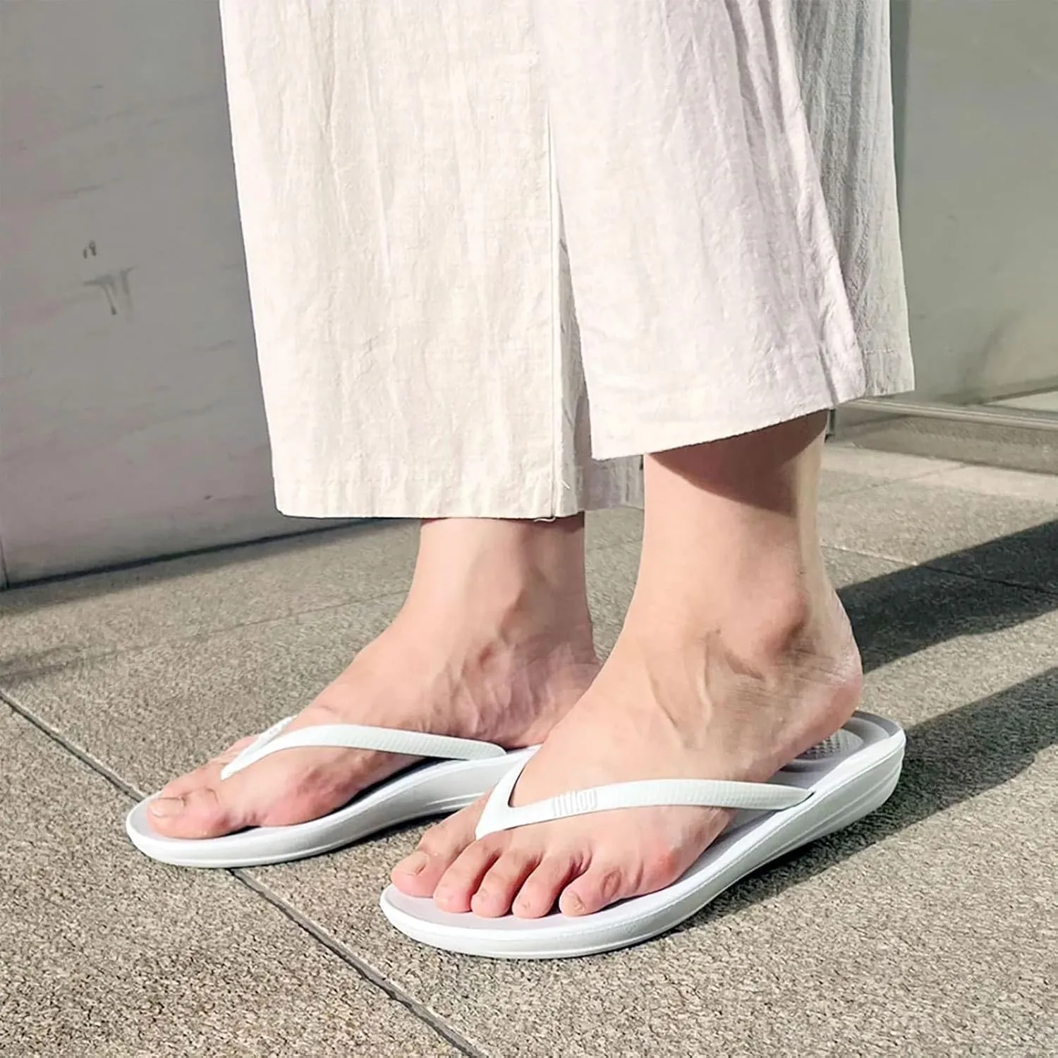 FitFlop iQushion Ergonomic Flip-Flops