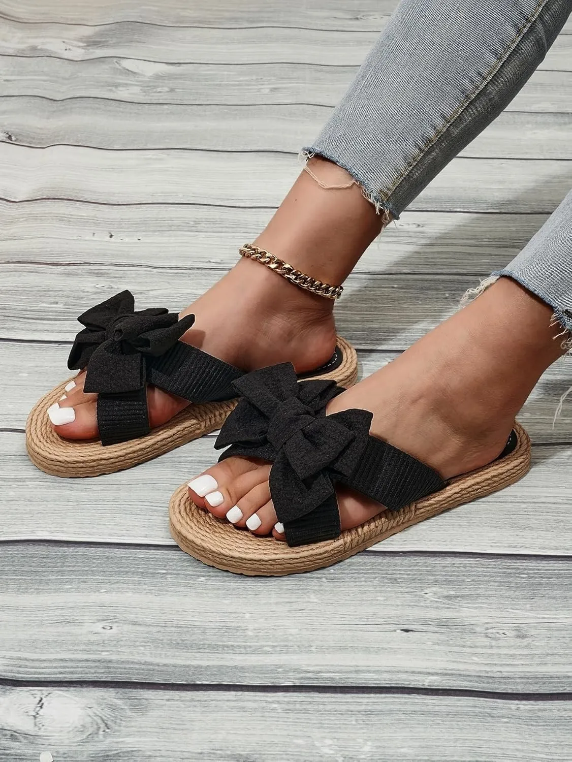 GORGLITTER Women's Boho Bow Flat Sandals Cut Out Open Toe Slip on Summer Slide Sandal