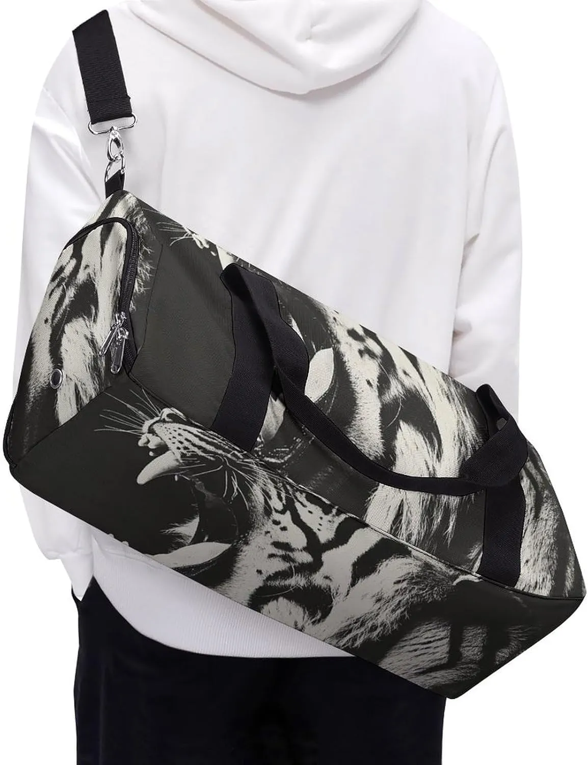Growling Tiger Opening Mouth Fitness Large Gym Bag for Unisex with Shoe Compartment & Wet Pocket
