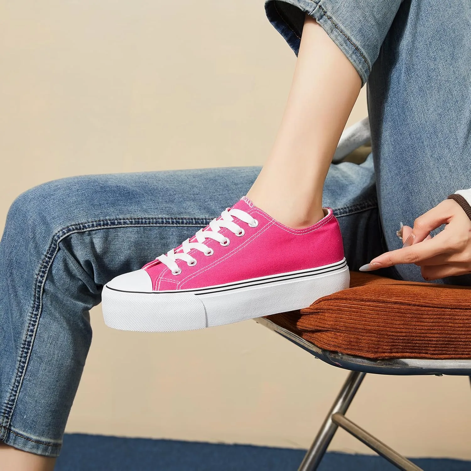 hash bubbie Platform Sneakers for Women White Platform Shoes Low Top Tennis Shoes Non Slip Black Fashion Canvas Sneakers