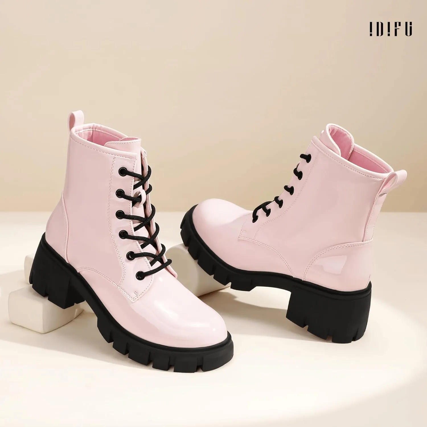 IDIFU IN2 Combat Boots Womens Ankle Boots Low Block Heel Fashion Chunky Short Platform Dress Boots for Women Round Toe Lace Up Boots Ladies Comfortable Cute Stylish Casual Work Lug Sole Booties
