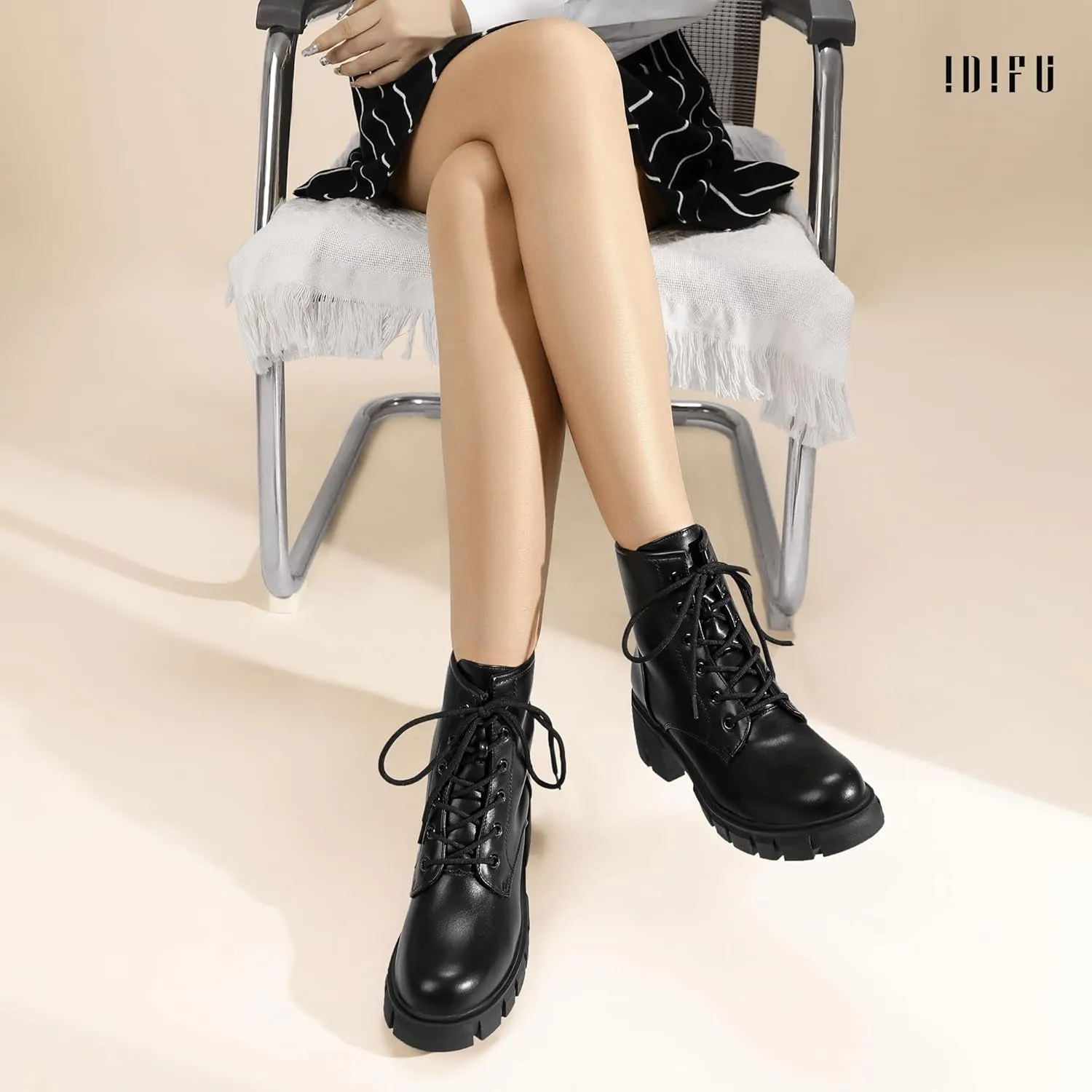 IDIFU IN2 Combat Boots Womens Ankle Boots Low Block Heel Fashion Chunky Short Platform Dress Boots for Women Round Toe Lace Up Boots Ladies Comfortable Cute Stylish Casual Work Lug Sole Booties