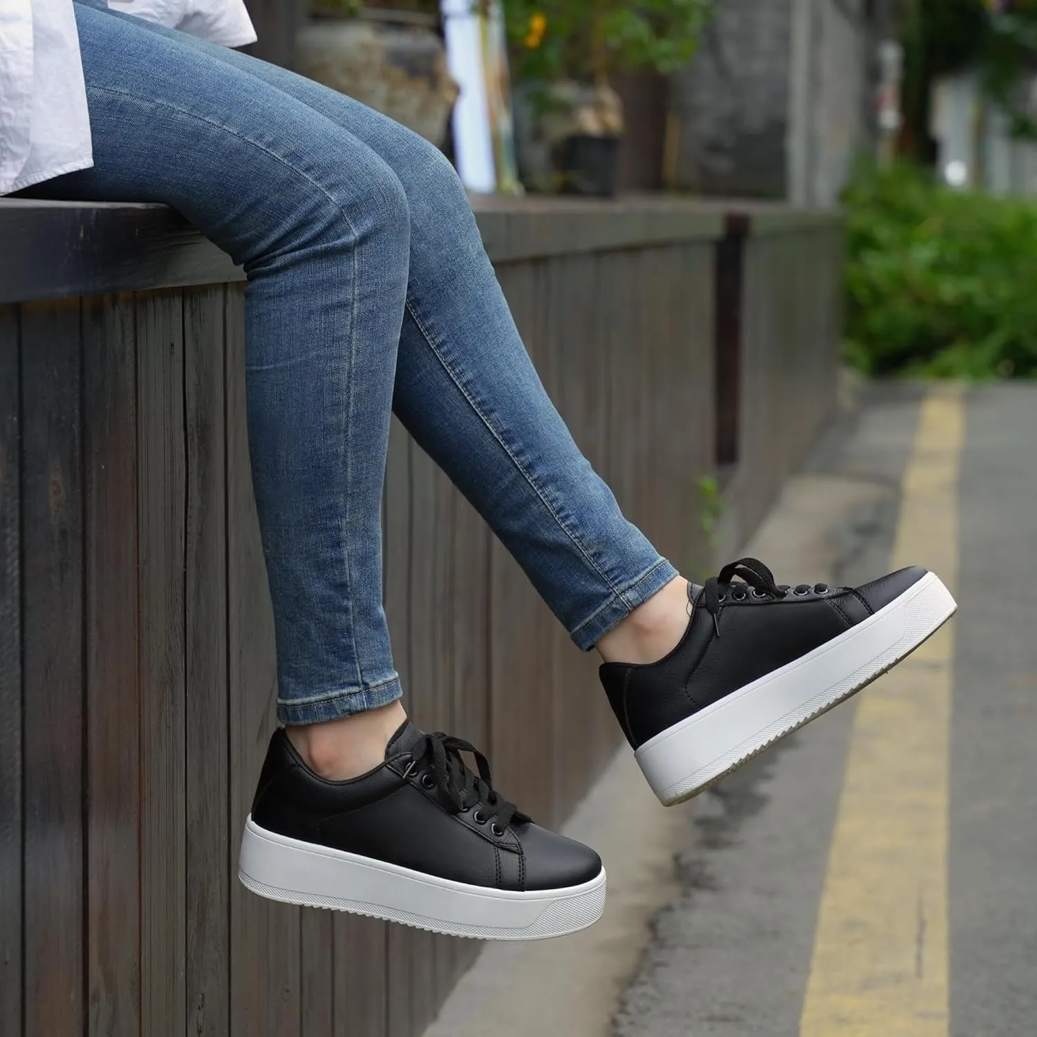 JABASIC Women Fashion Sneakers Low-top Lace-Up Stylish Walking Shoes Comfort Platform Sneakers