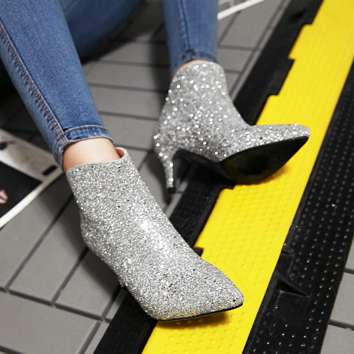 LUXMAX Womens Glitter Kitten Heel Boots Pointed Toe Zipper Ankle Booties