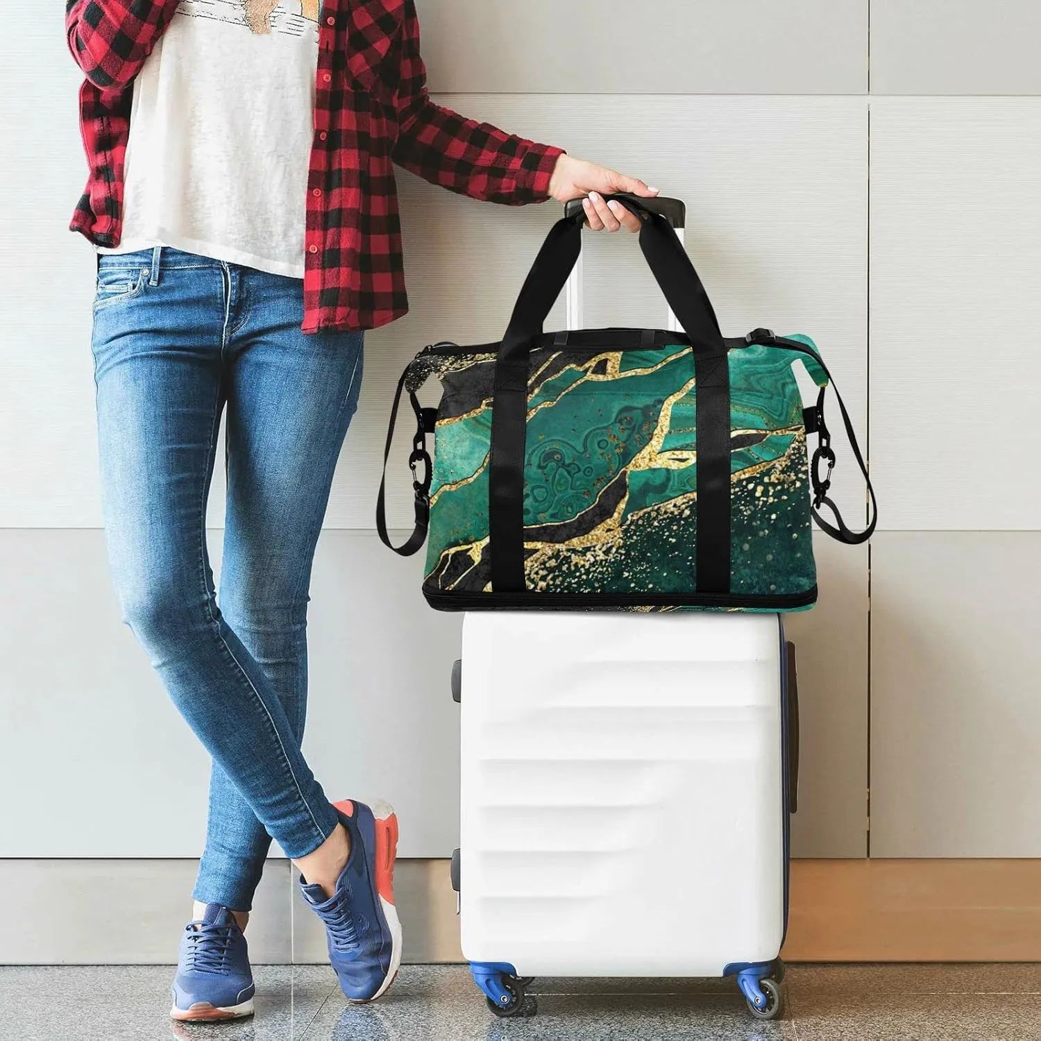 Marble Weekender Bag for Women, Malachite Green Marble Gym Bag Sports Duffle Bag Travel Tote Bag with Toiletry Bag Shoes Compartment Dry/Wet Separation Swim Bag
