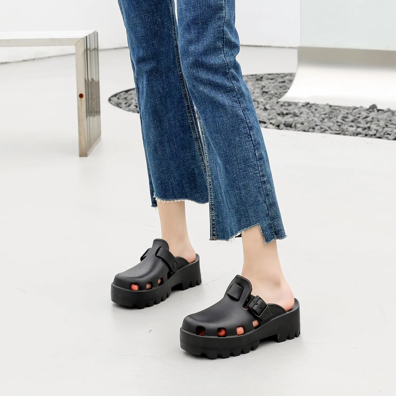 Meetinspace Platform Clogs for Women Stylish Mules Clogs with Thick Sole Quick Drying Comfortable Slip On Sandals with Adjustable Strap