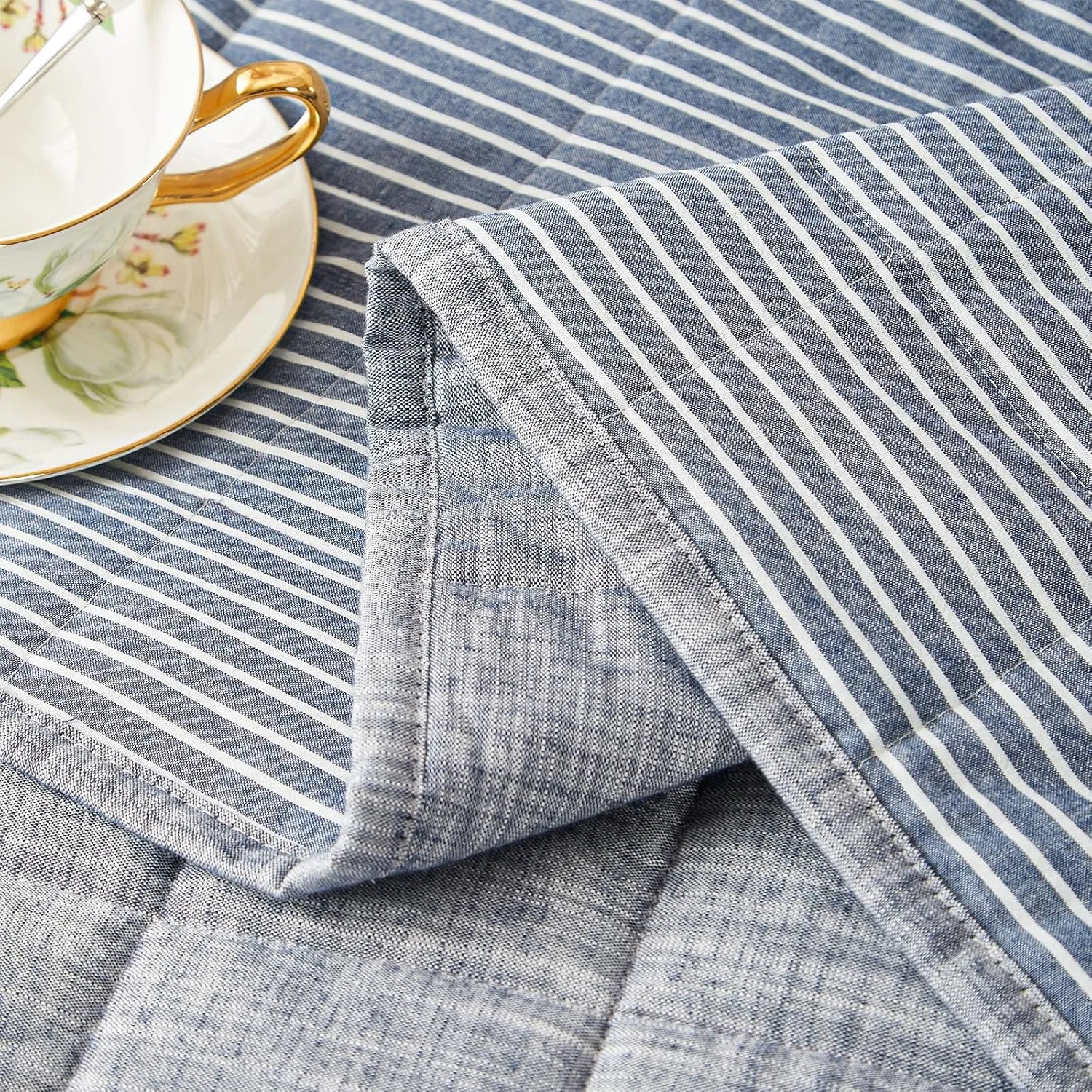 Navy Quilts Queen Size， Cotton Bedspreads Queen Size，3-Pieces Queen Quilt Set with Blue Stripe Bedding Coverlet Light Weight Quilted Blanket with 2 Pillow Shams