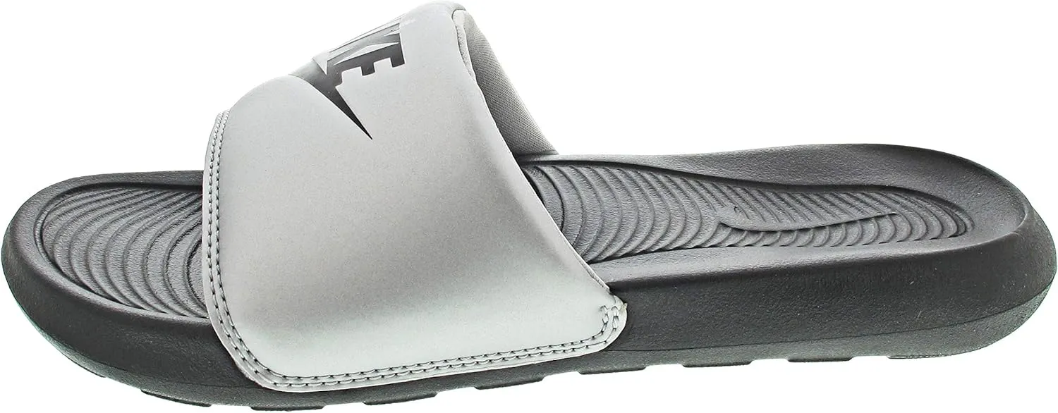 NIKE Women's Slide Gymnastics Shoe, Black MTLC Silver, 4.5
