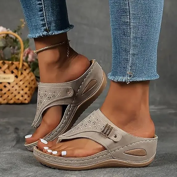 Orthopedic Sandals for Women, 2025 Breathable Mesh Hollow Sports Sandals, Thick-Soled Non-Slip Wedge Summer Casual Flip-Flops