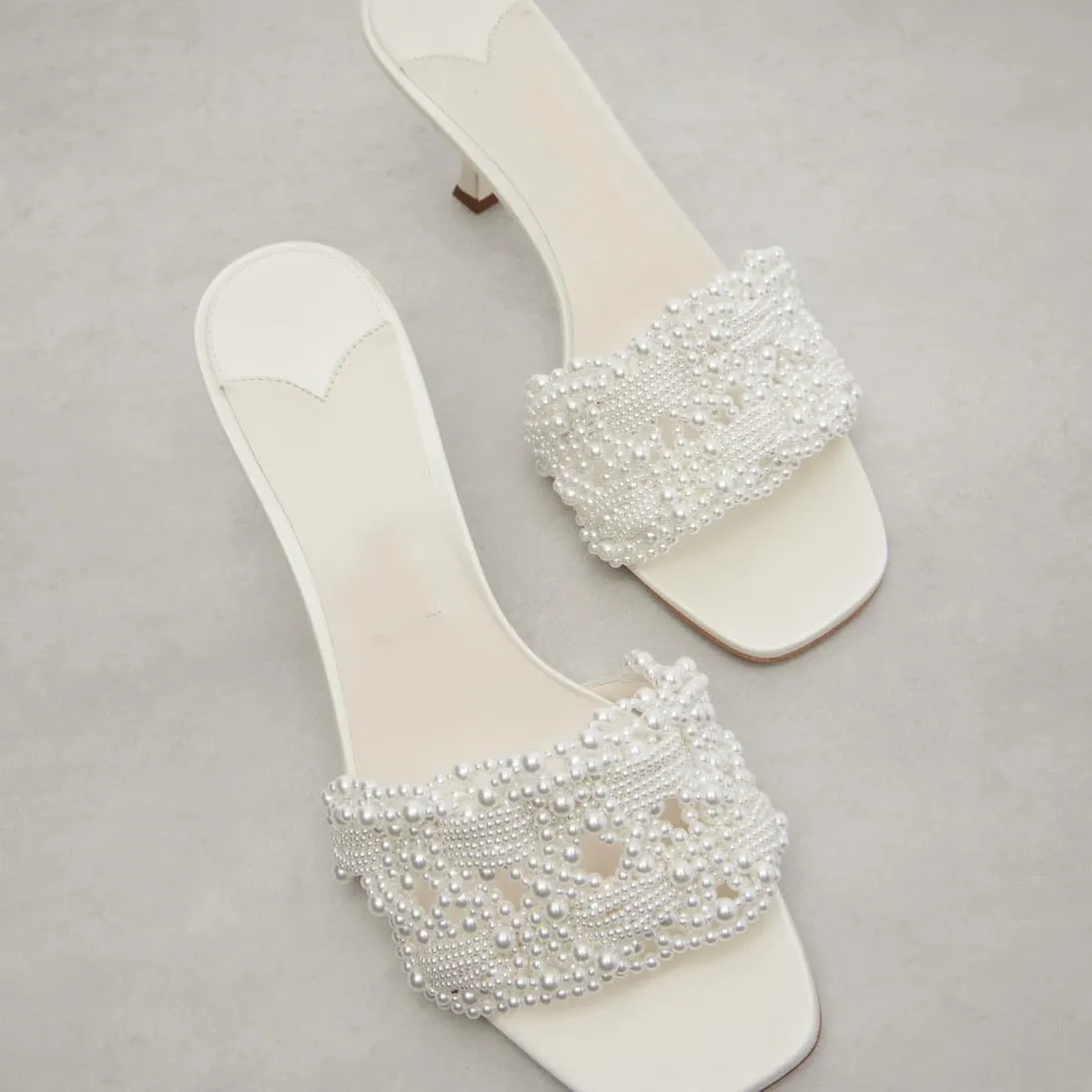 Pearl Embellishments Heeled Mules for Women Open Square Toe Woven Raffia Kitten Heels Braided Backless Slip On Mules heel Sandals Wedding Summer Shoe