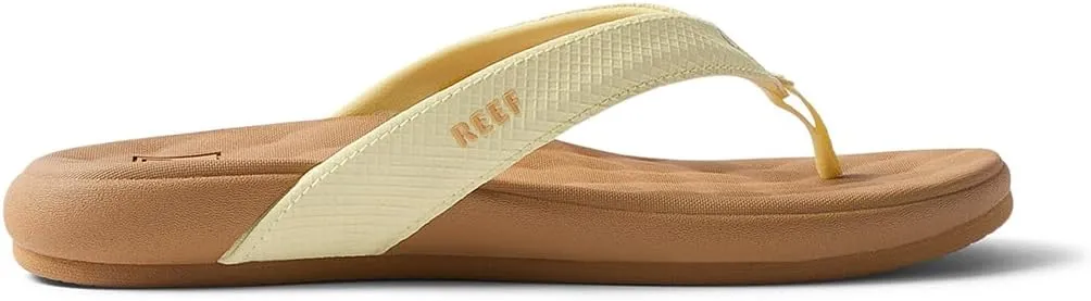 REEF Women's Cushion Melody Flip-Flop