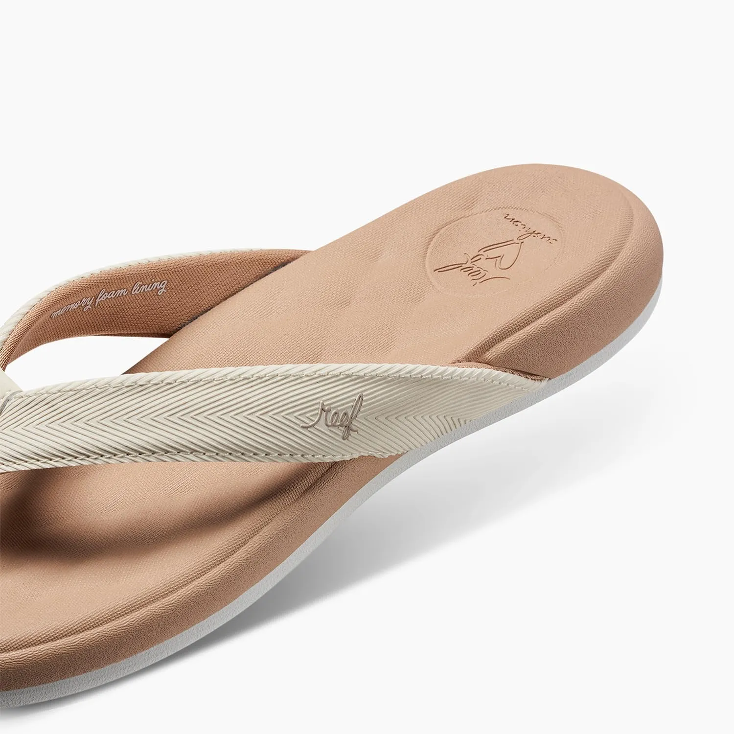 REEF Women's Cushion Melody Flip-Flop