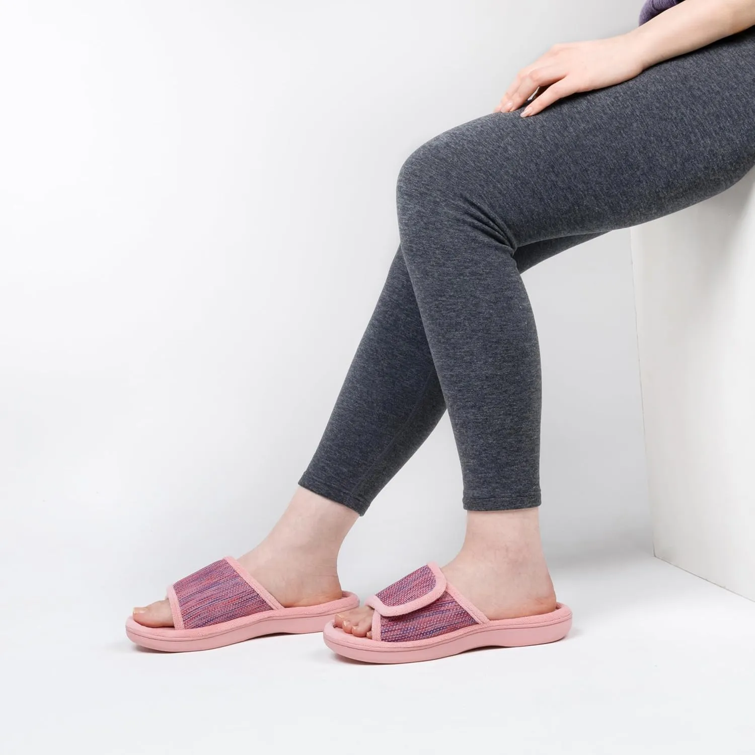 RockDove Women's Adjustable Wrap Memory Foam Slide Slipper