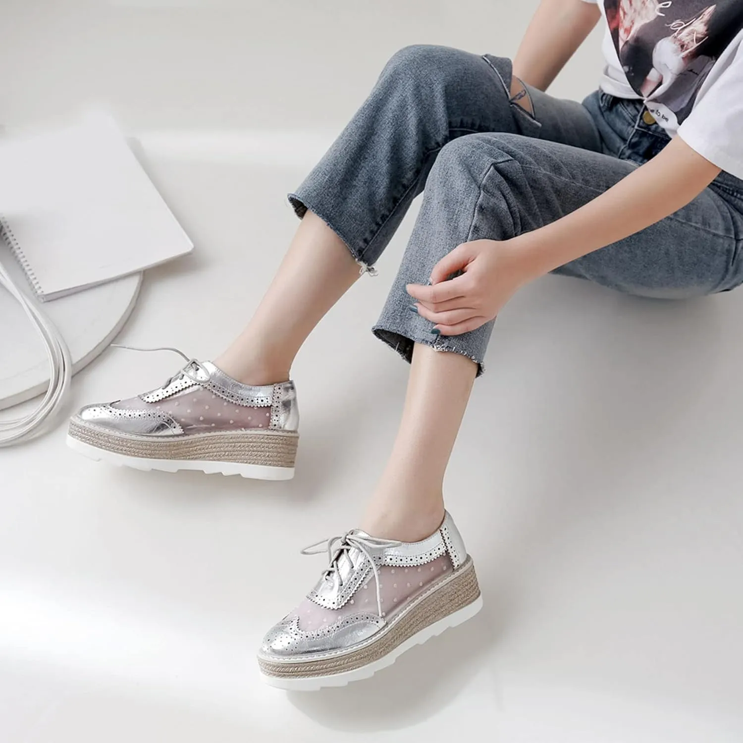 SHEMEE Women's Platform Patent Leather Lace Up Oxfords Pumps Vintage Wingtip Mid Heels Round Toe Brogues Flat Dress Shoes