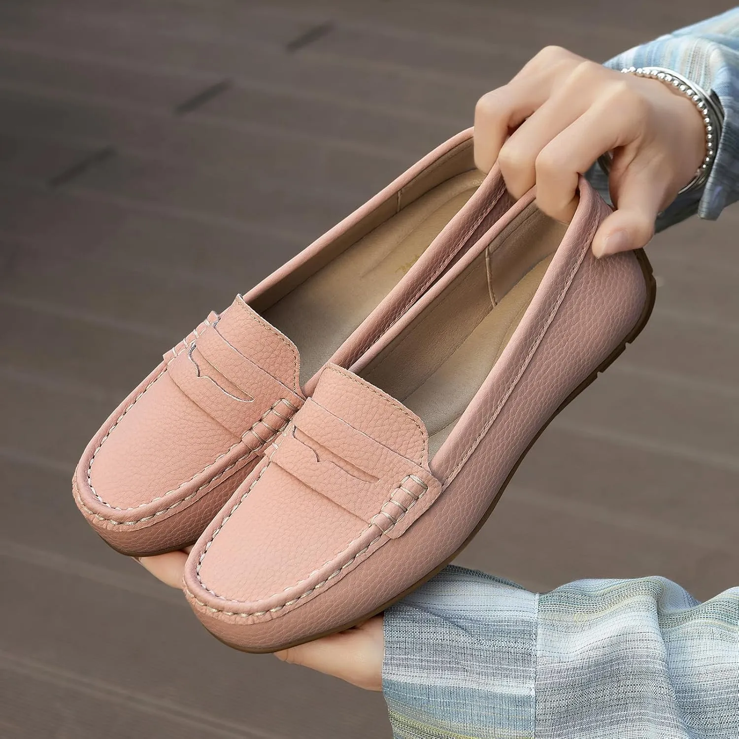 Women's Comfortable & Lightweight Leather Penny Loafers Slip-Ons Cute Business Casual Dress Shoes Work Office Flats Everyday Walking Shoes Driving Mocs for Women