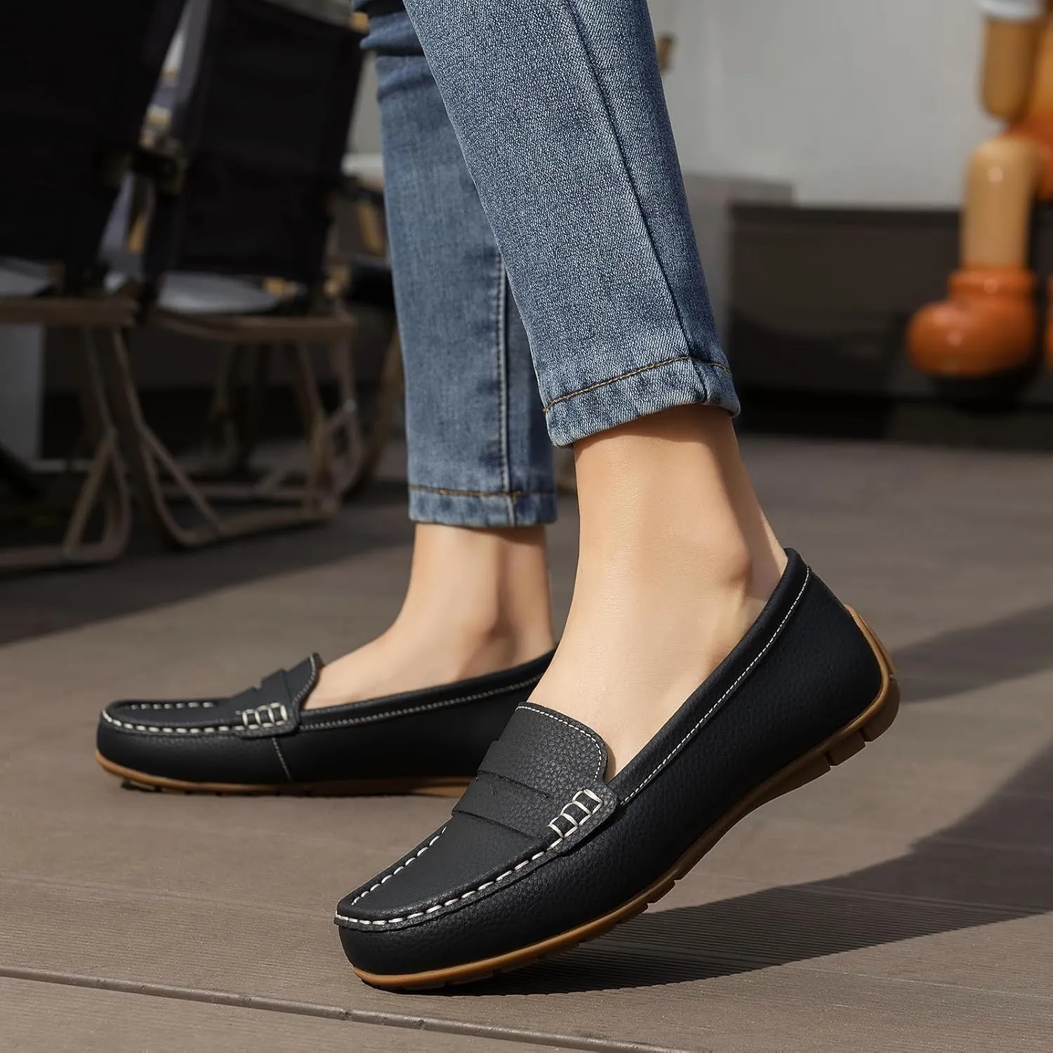 Women's Comfortable & Lightweight Leather Penny Loafers Slip-Ons Cute Business Casual Dress Shoes Work Office Flats Everyday Walking Shoes Driving Mocs for Women