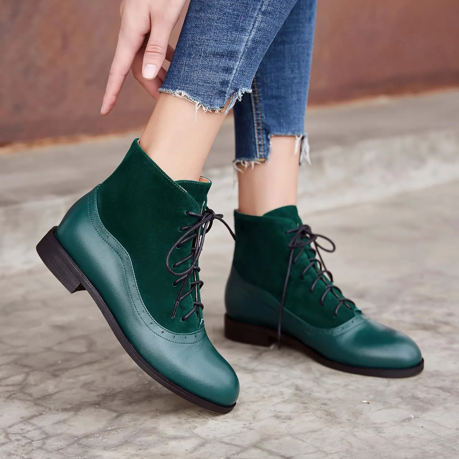 Women's Leather Ankle Boots Low Heel Oxford Flat Short Boots Perforated Lace Up Side Zipper Booties