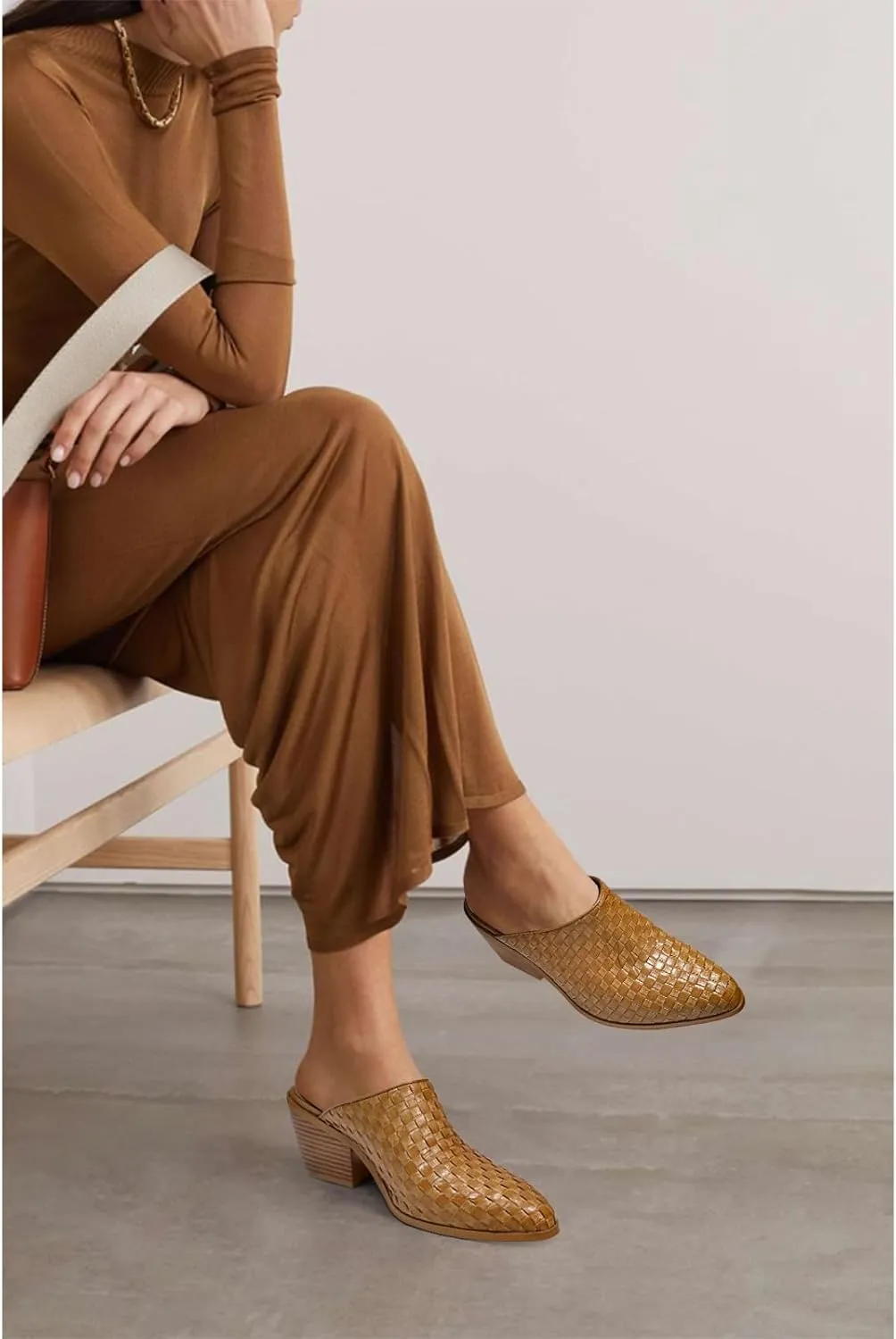 Women's Pumps Closed Pointed Toe Block Heel Mule Woven Leather Chunky Stacked Heeled Slip On Slippers Casual Comfortable Shoes