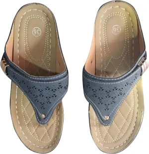Women's Solid Breathe Thong Sandals Hollow Out Clip Toe Slipper Flat Textured Flip Flop Casual Summer Sandal