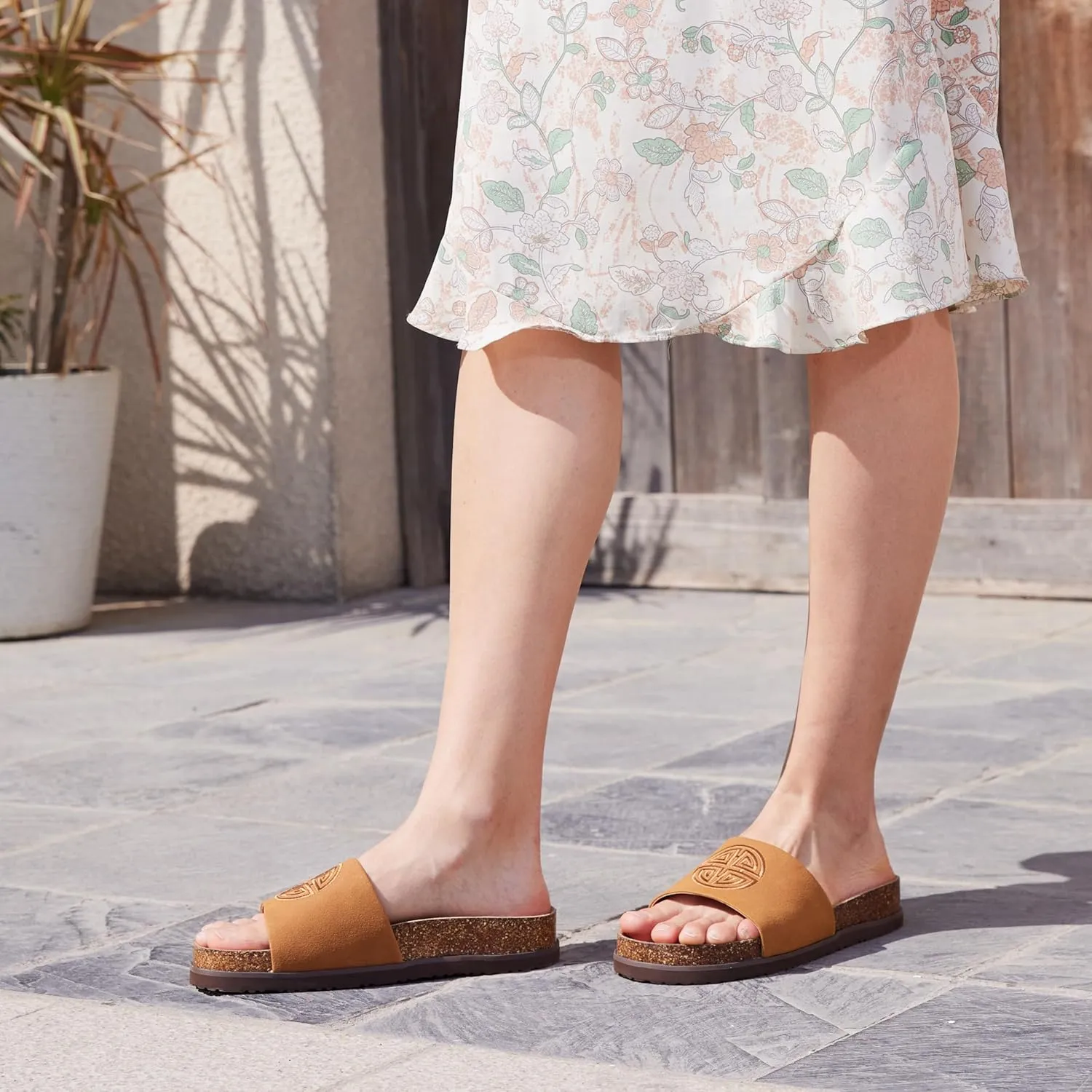 Women's Suede Slide Sandals with Arch Support,Cork Comfortable Summer Flat Sandals for Women 2025 Beach Vacation Shoes,Cute Dressy Sandals Outdoor Slippers